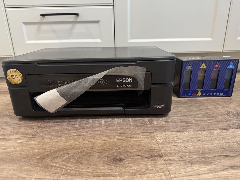 Продам принтер Epson XP-2100