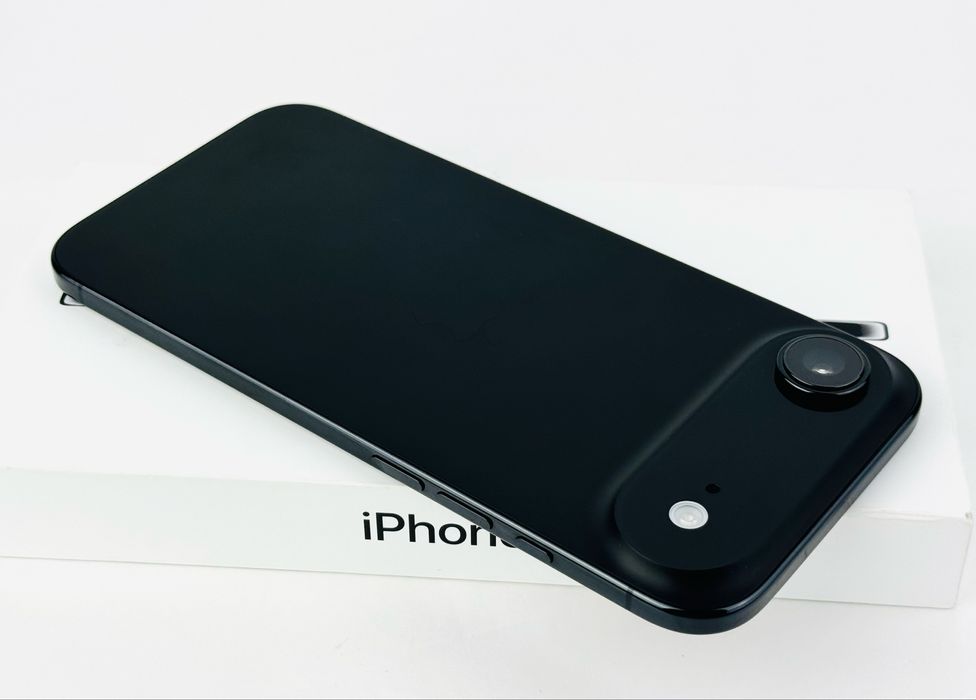 Apple iPhone 17 Air 256GB Black 100% Батерия! Гаранция!
