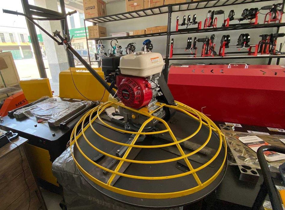 Затирочная машина (вертолет) для бетона HONDA DMR1000