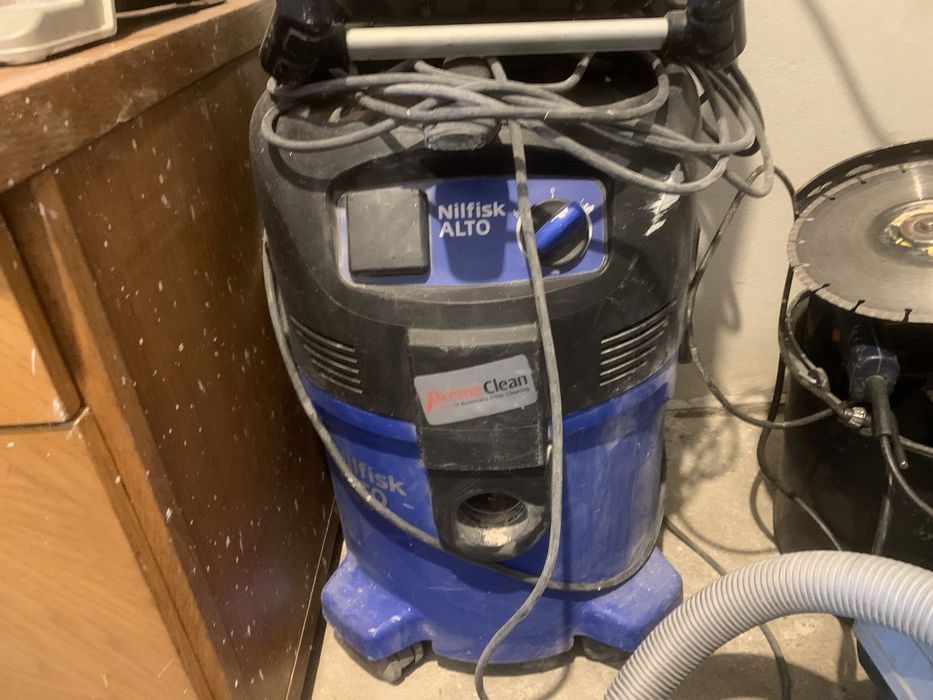 Aspirator industrial Nilfisk Alto Attix 30