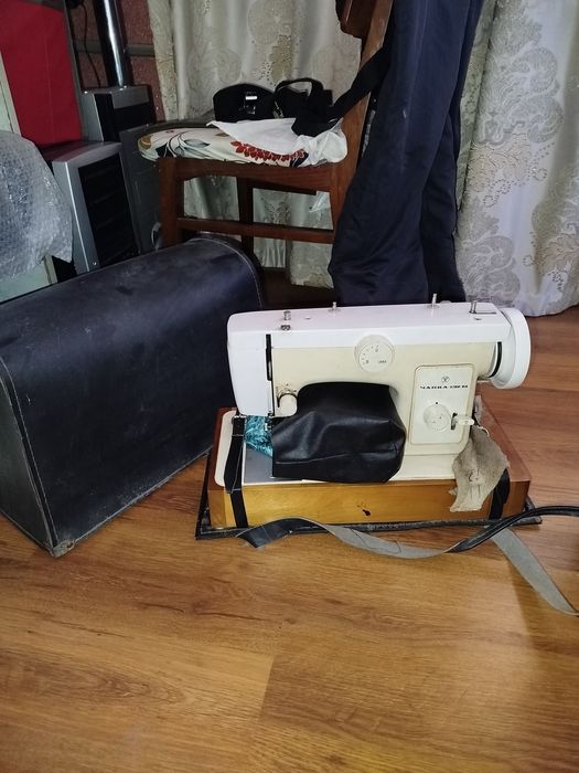 Швейные машинки .Чайка .Джаноме