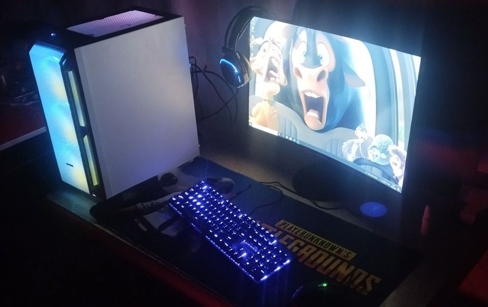 Full Komplekt RX 580 8GB 2048sp

Manitor:  Immer 27 Curved F