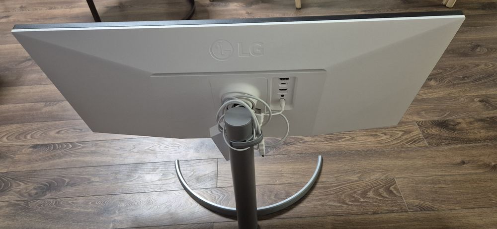 LG UltraWide 34WQ650-W