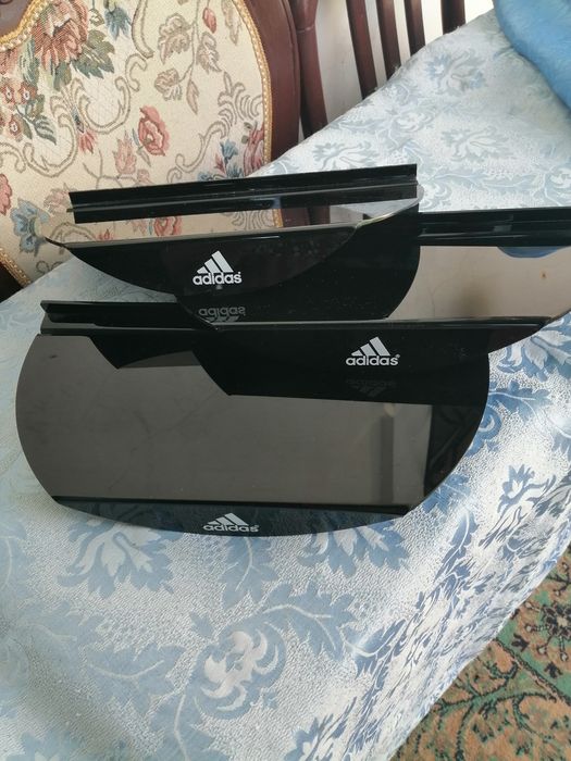 Полочки для экономпонелей продам...