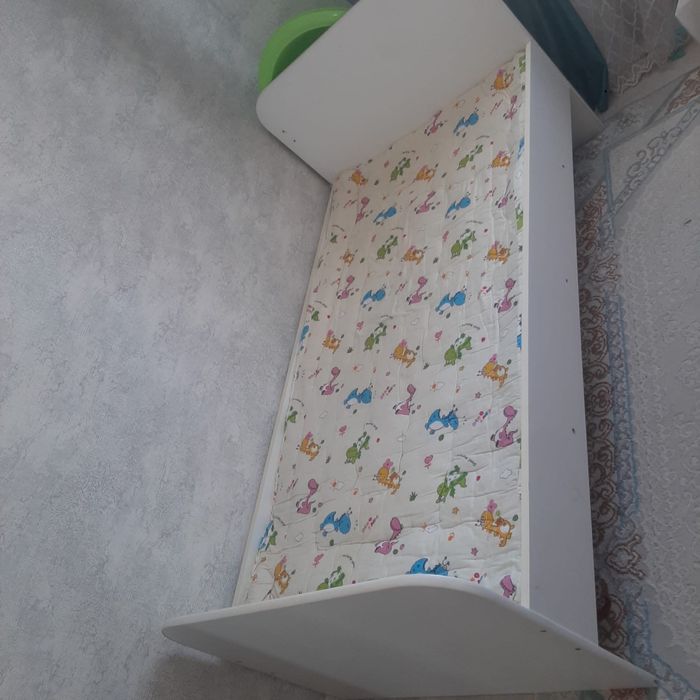 Продам детскую кровать