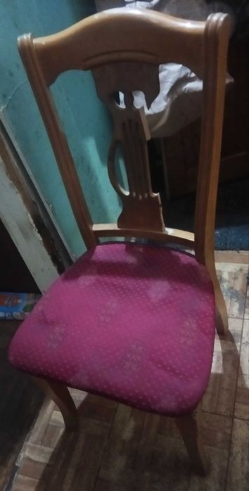 Продам стул дубовый