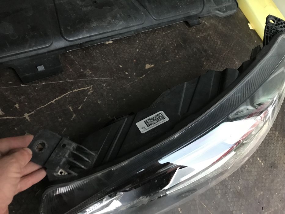 Ляв Фар Фокус ,Ford Focus,2017-2022г.