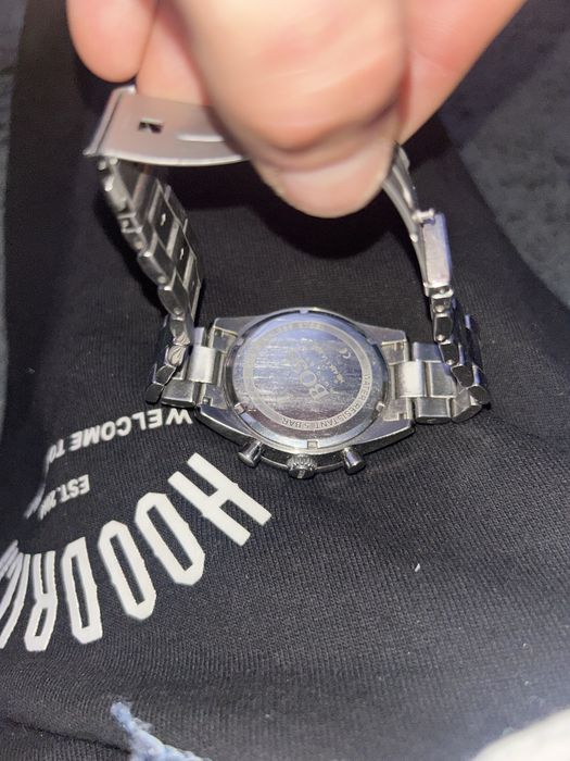 Vand ceas hugo boos pilot edition  chrono 1.500 negociabil !