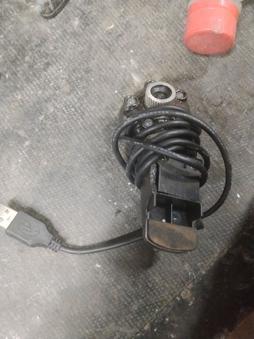 Вебка б/у сломана  крепление