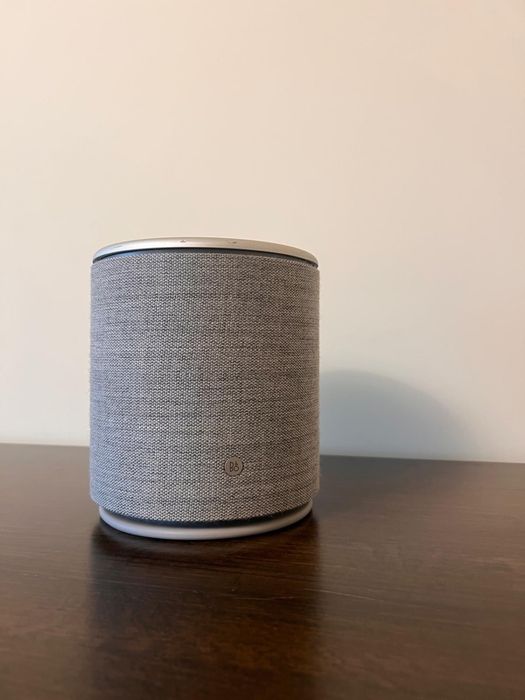 Vând boxă Bang & Olufsen M5