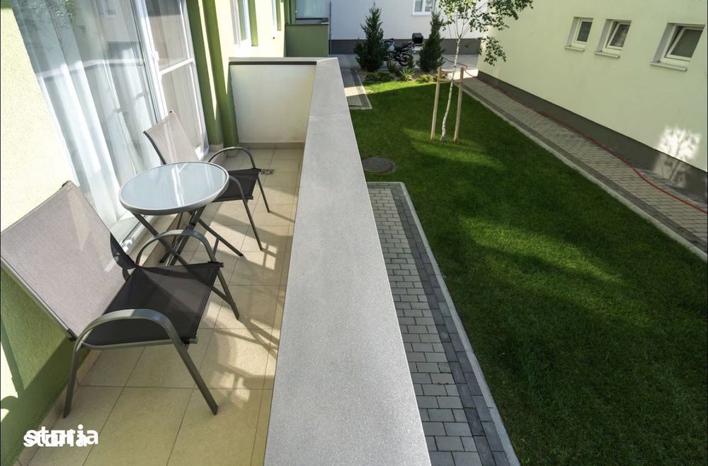 Apartament de 2 camere zona TRACTORUL,