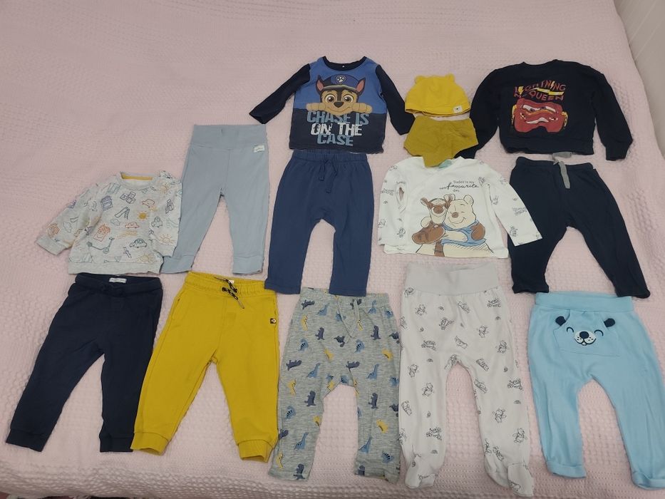 Lot haine baieti m 74-80 + cadou cagule lână