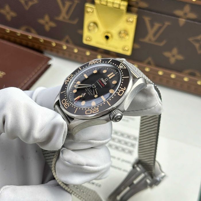 omega seamaster diver 300m titanium 007