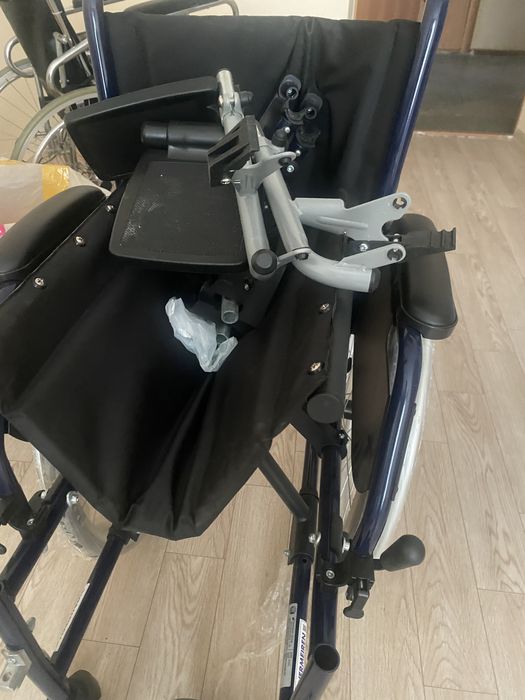 Коляска инвалидная новая