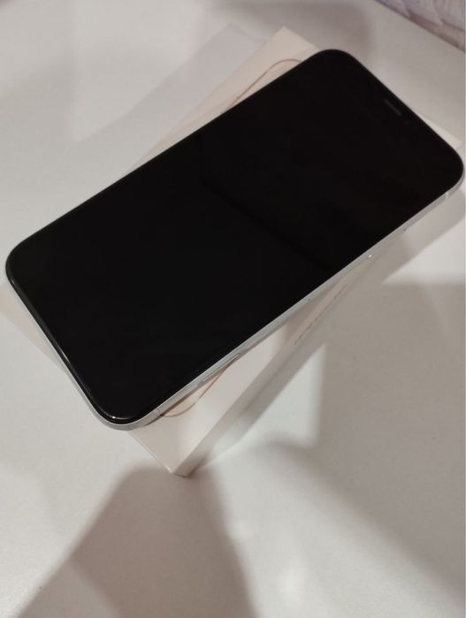 Продам iphone XR