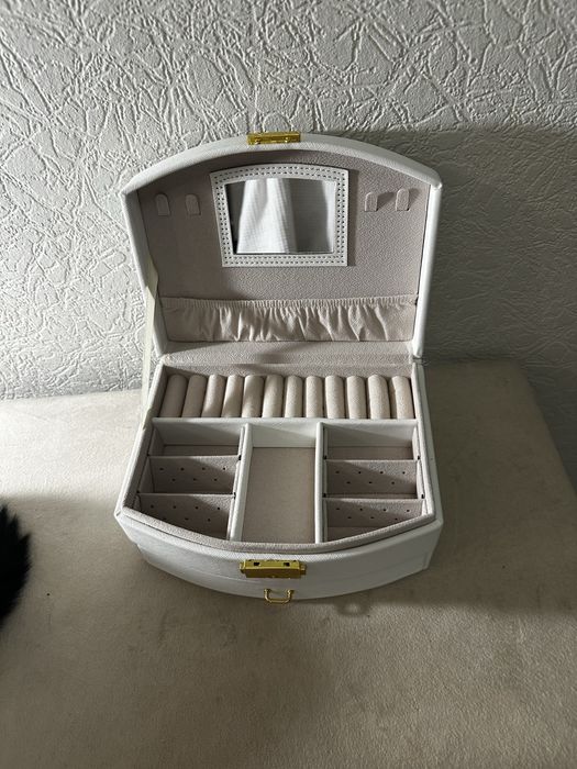 Бокс шкатулка для хранения украшений