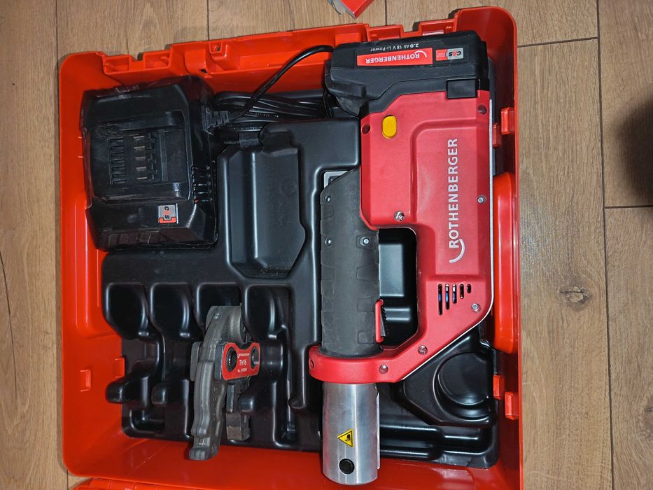 Машина   за прес фитинги  Rothenberger