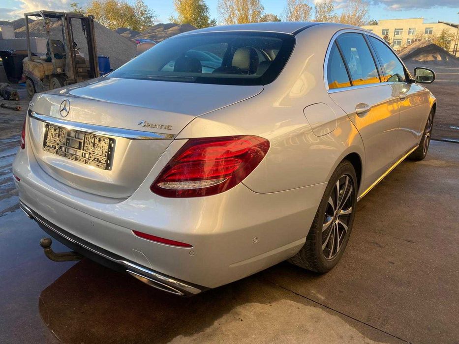 Dezmebrez Mercedes e-klass/ w213 /2.0D /2.0I/bara/far/oglinda/usa/geam