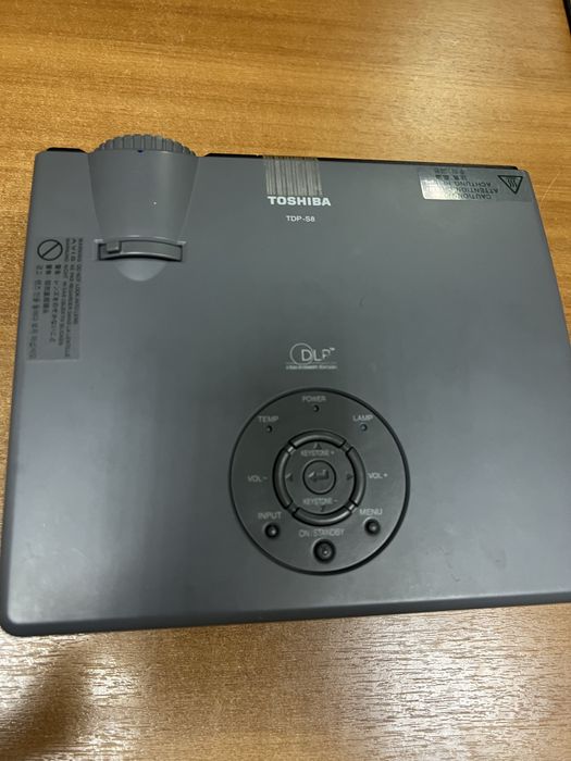 Проектор toshıba tdp 8s