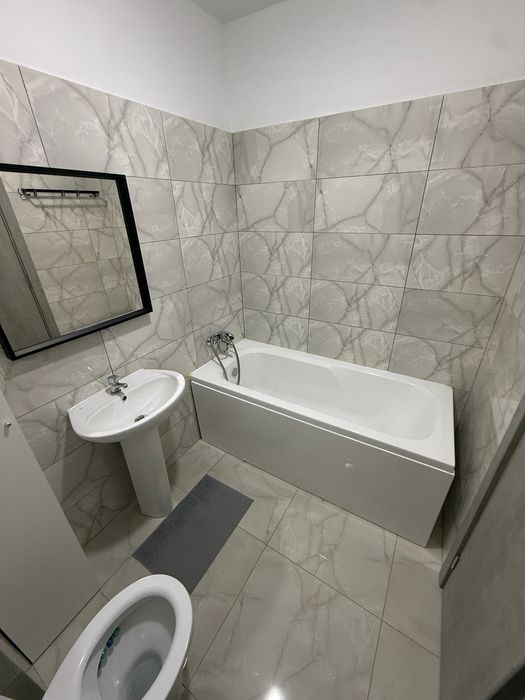 Închiriez apartament, strada Rezervelor