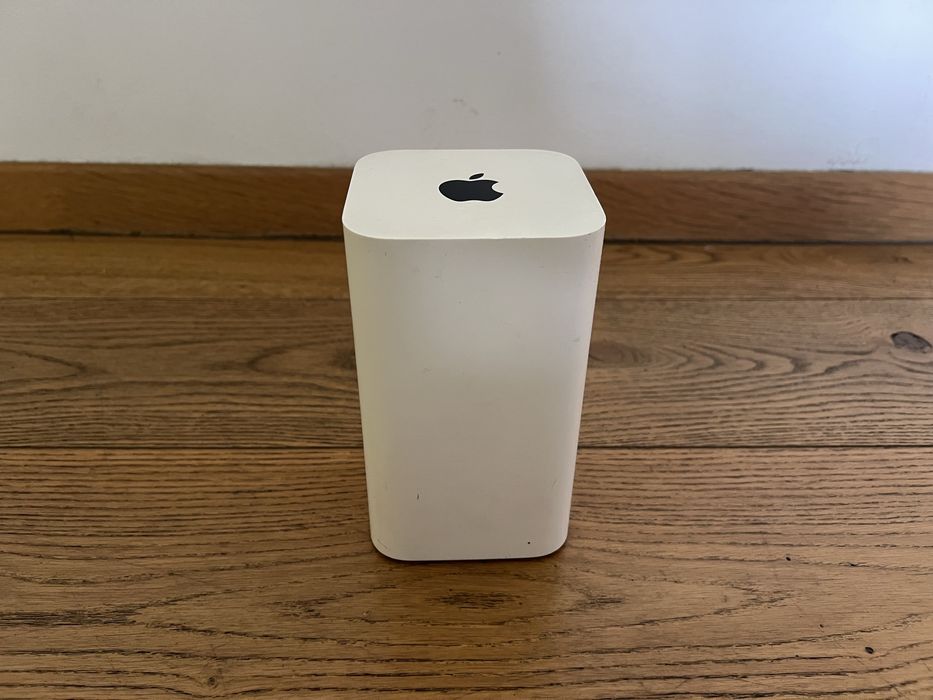 Vand Router WiFi Apple AirPort Extreme