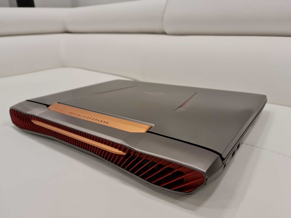 laptop gaming Asus Rog ,intel core i7,video 8 gb GTX, ram 16 gb, 17,3"