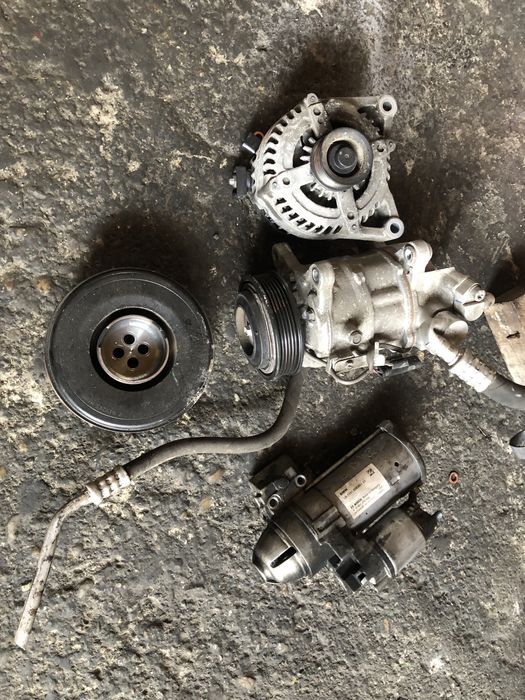 Galerie admisie bmw b47d20 fulie vibrochen alternator compresor clima