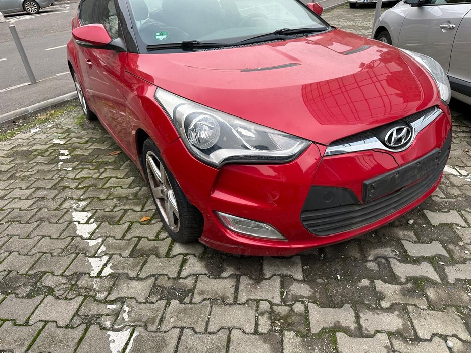 Hyundai Veloster 1.6 cutie automata, interior piele