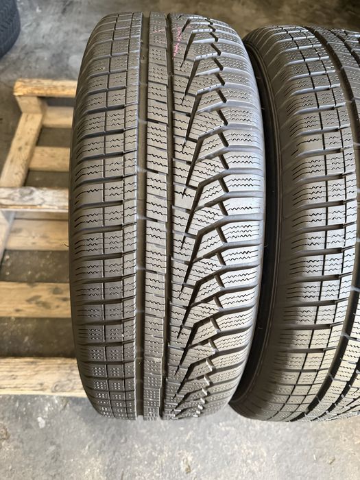 2 anvelope iarna 205/60/16 Hankook 7 mm!
