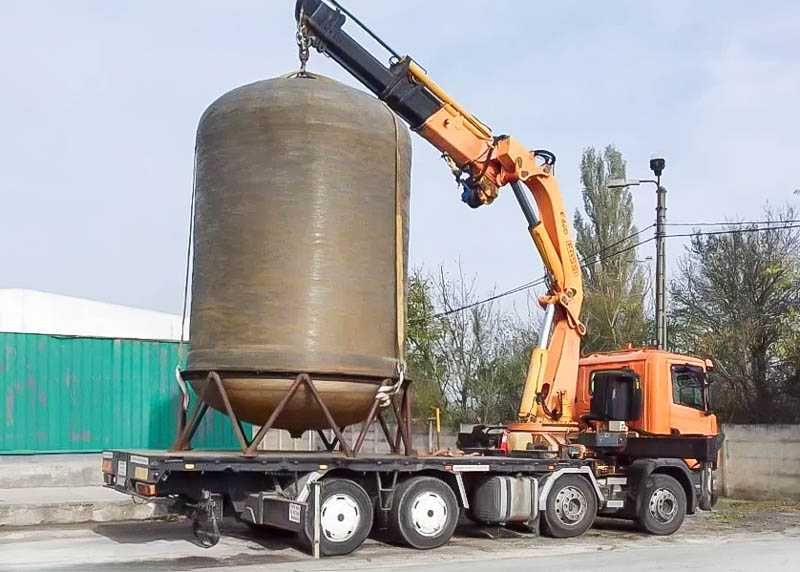 Transport Utilaje si Echipamente. Camion cu Macara de inchiriat 16t.