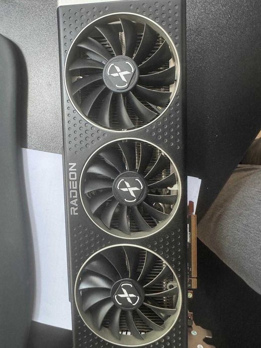 Placă video XFX Radeon RX 6800 XT MERC 319, 16GB GDDR6
