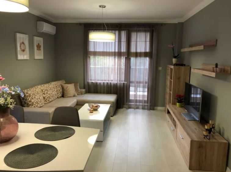 Дава се под наем Двустаен апартамент в Пловдив, Гагарин - 71 кв.м за 323.85 € - Снимка #1