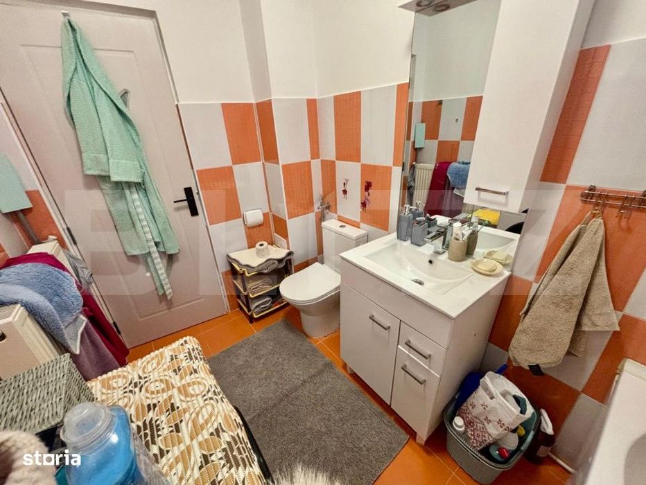 Apartament 1/2 camere, 35 mp, etaj intermediar, zona Eroilor