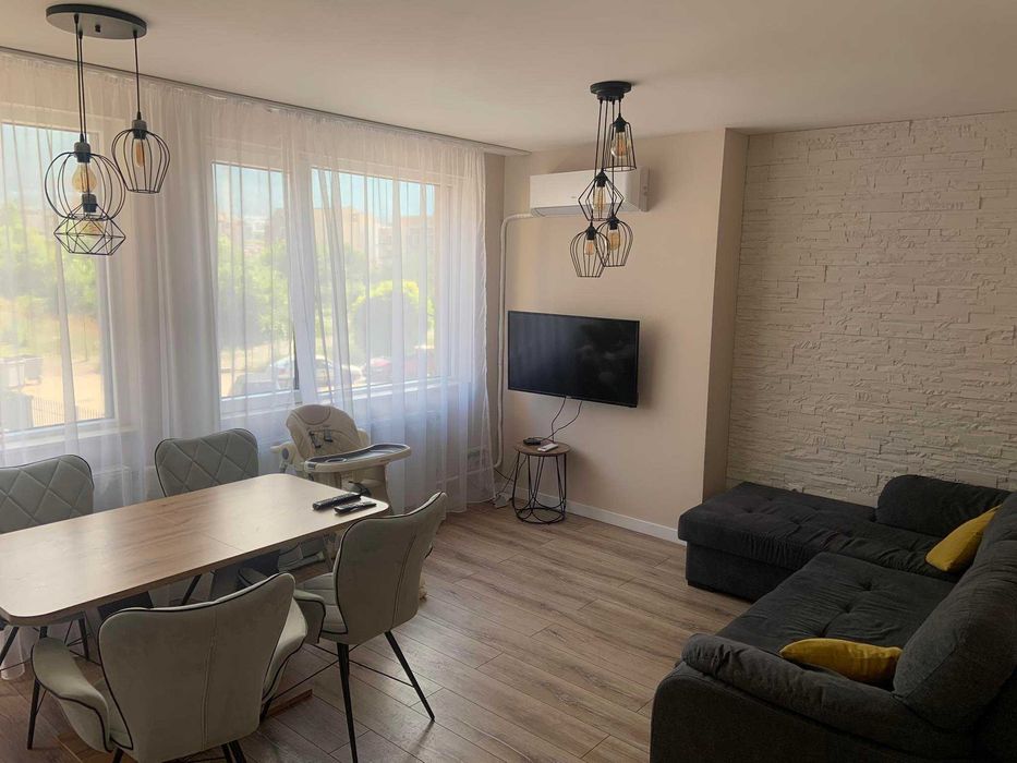 Дава се под наем Тристаен апартамент в София, Оборище - 108 кв.м за 540.6 € - Снимка #3