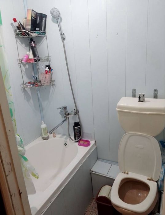 Срочно продаеться 1-комнатная квартира городе Чирчике раеоне Акавак