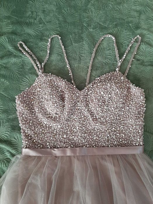 Елегантна дълга рокля