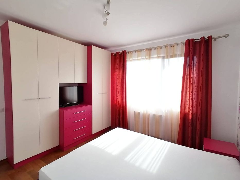 Apt 3 camere de inchiriat, foarte frumos