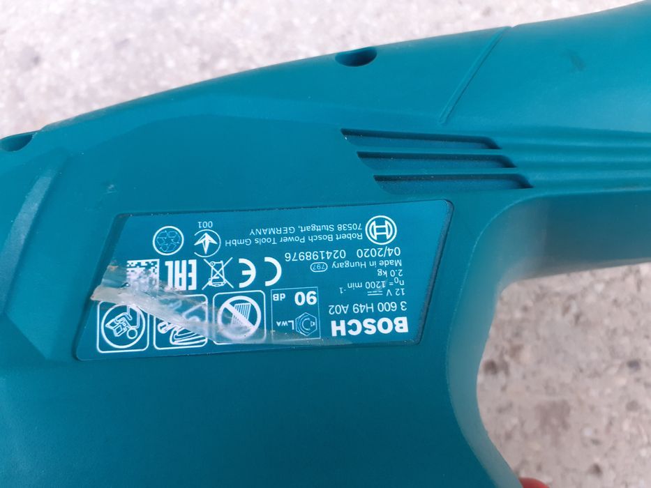 Masina de Tuns Gard Viu Bosch EasyHedgeCut 10,8V Li-ion  44cm Lama