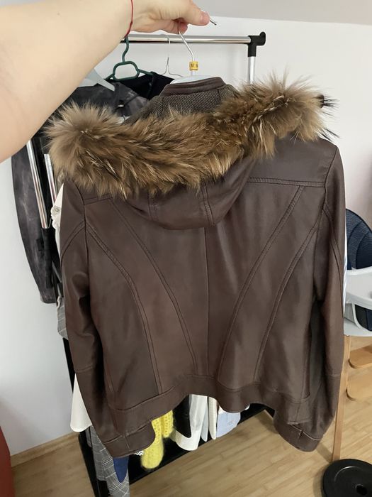 Geaca din piele Bata marimea S