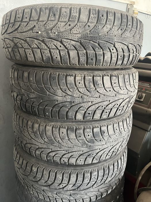 Продам комплект шин