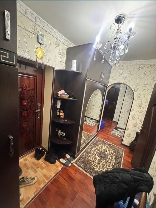 Продается уютная 3 комн. на М.Горький!!! Срочно