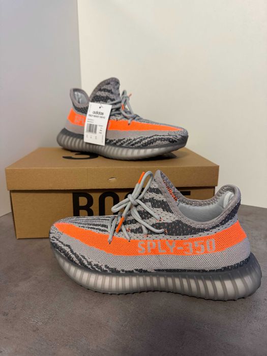 Adidasi Yeezy Boost 350 V2 - Adidas, Produs Nou Full Box, Premium