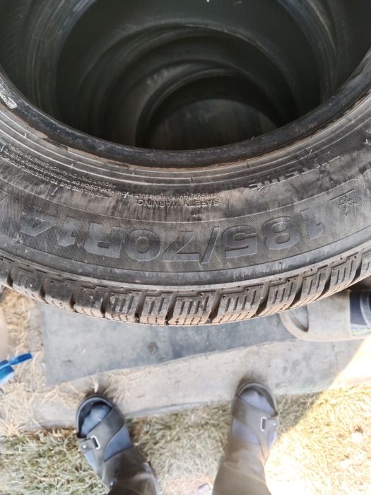 Продам авто шины зима 185/70/14