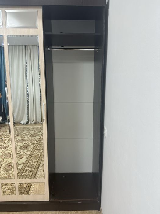 Продается шкаф для одежды 20 000 тг.