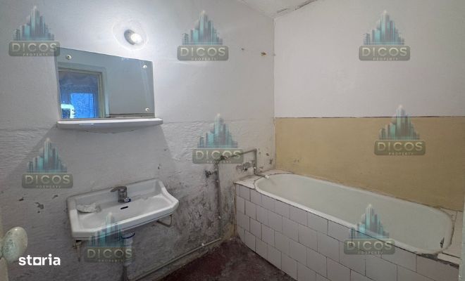 Casă de vânzare cu 3 camere