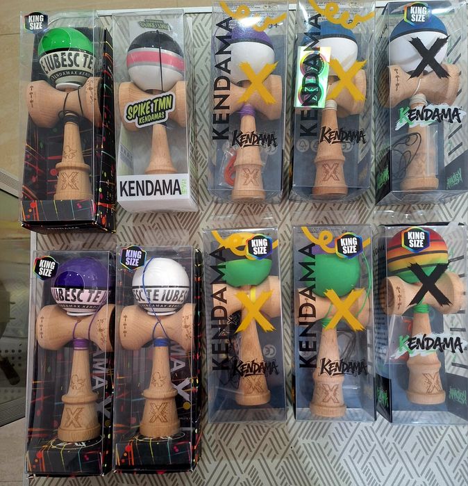 Vând lot kendama