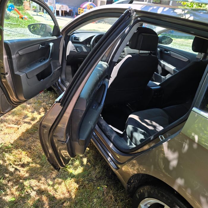 Passat b7 CFFB pentru dezmembrari