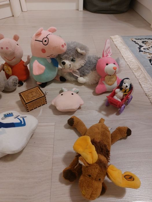 Игрушки мягкие,  кукла