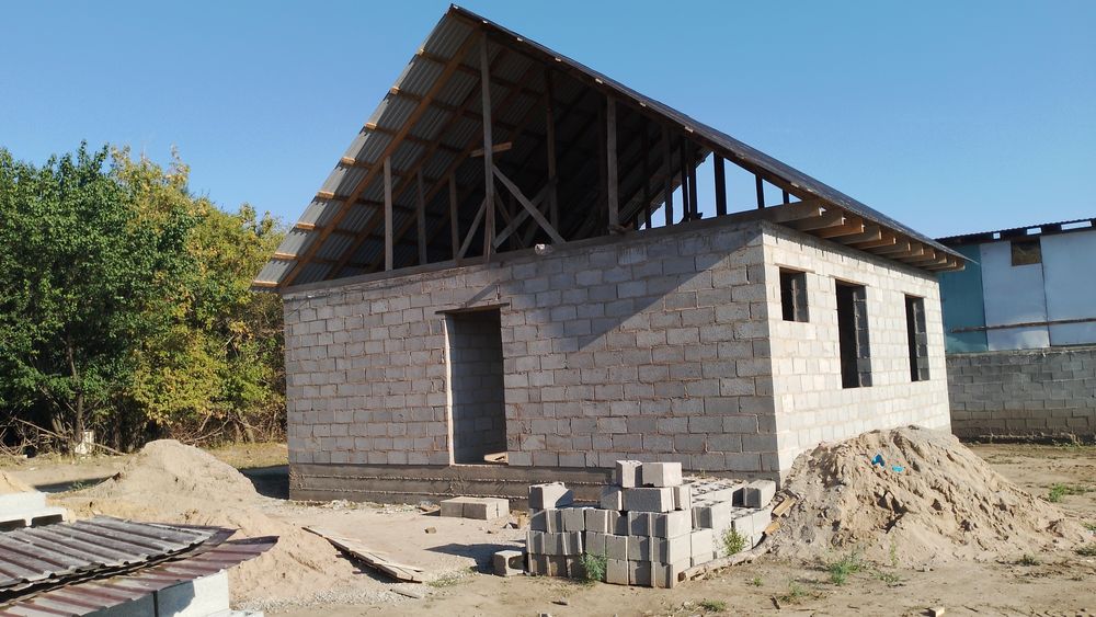 Продам недостроенный дом