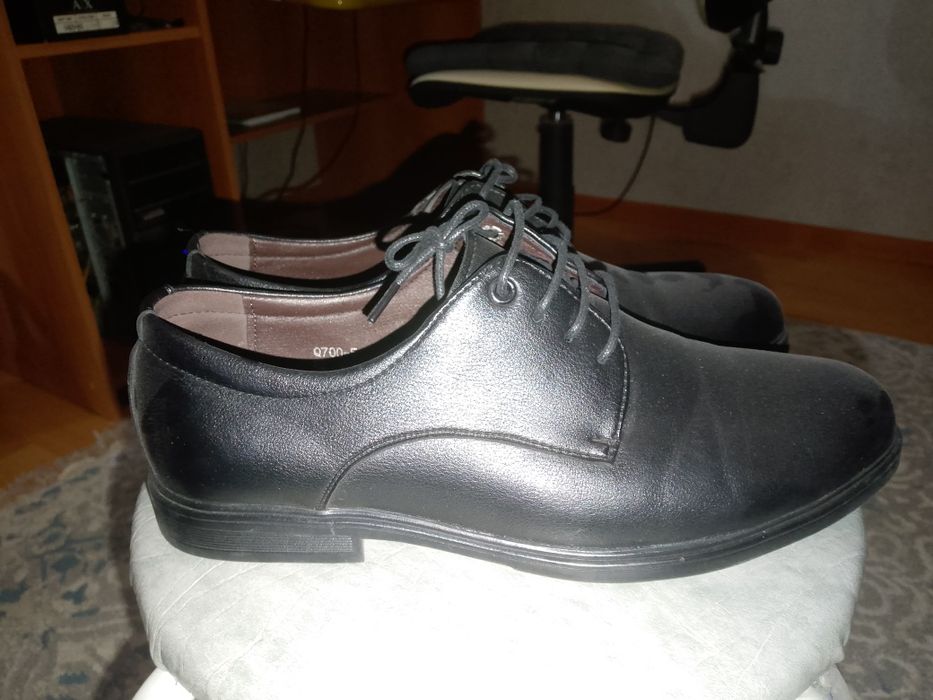 Продам туфли 42 размера